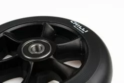 Chilli Pro Scooter Ersatzrolle Wheel Turbo 110mm Black PU / Black Core -Pegasus Verkäufe C 1034 BBb